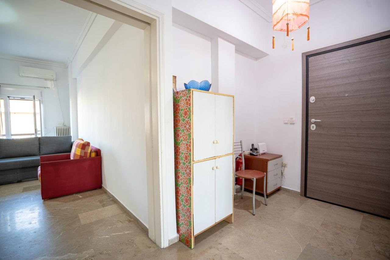 Dimotiko Theatro Metro St. 1 Bedroom 4 Pers. Flat Pireu Exterior foto