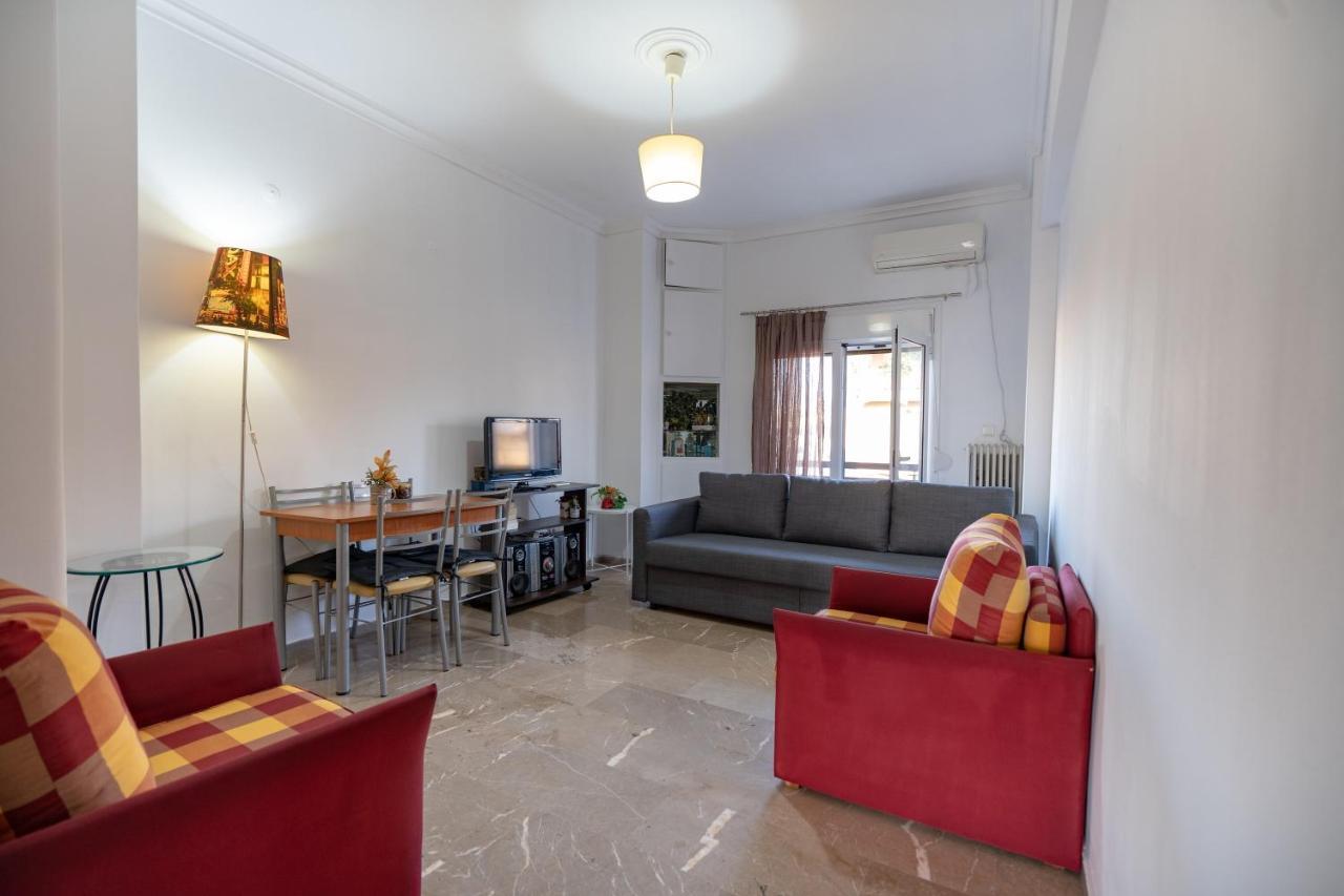 Dimotiko Theatro Metro St. 1 Bedroom 4 Pers. Flat Pireu Exterior foto